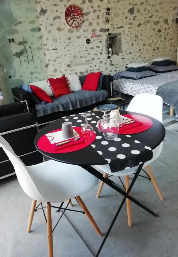Escapade Champetre Bed & Breakfast Hauteville-sur-Fier ภายนอก รูปภาพ